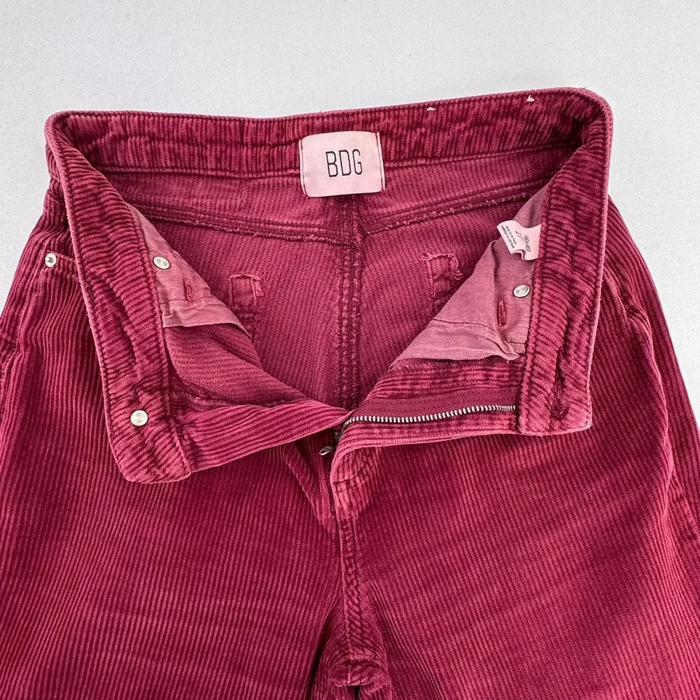 BDG High-Rise Mom Corduroy Pants Burgundy Tapered Leg‎ Womens 27